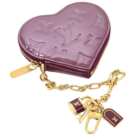 prada heart shaped wallet on chain